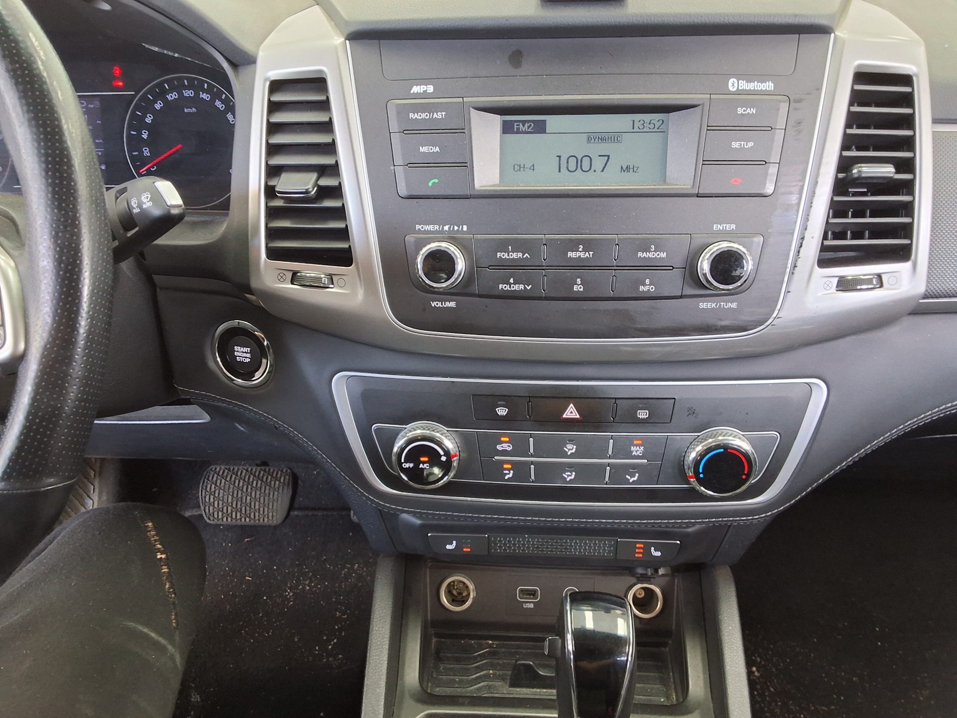 2018 - ssangyong rexton