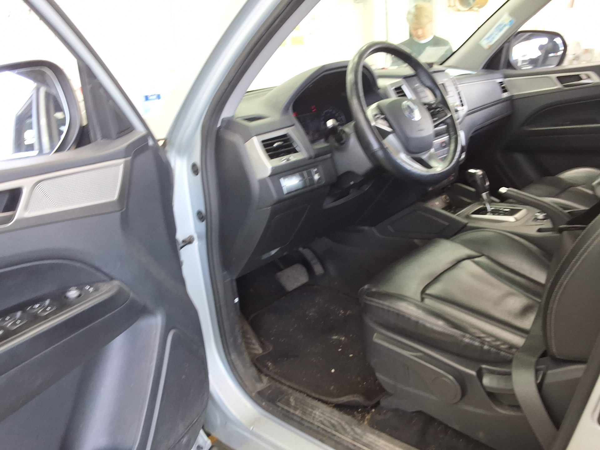 2018 - ssangyong rexton