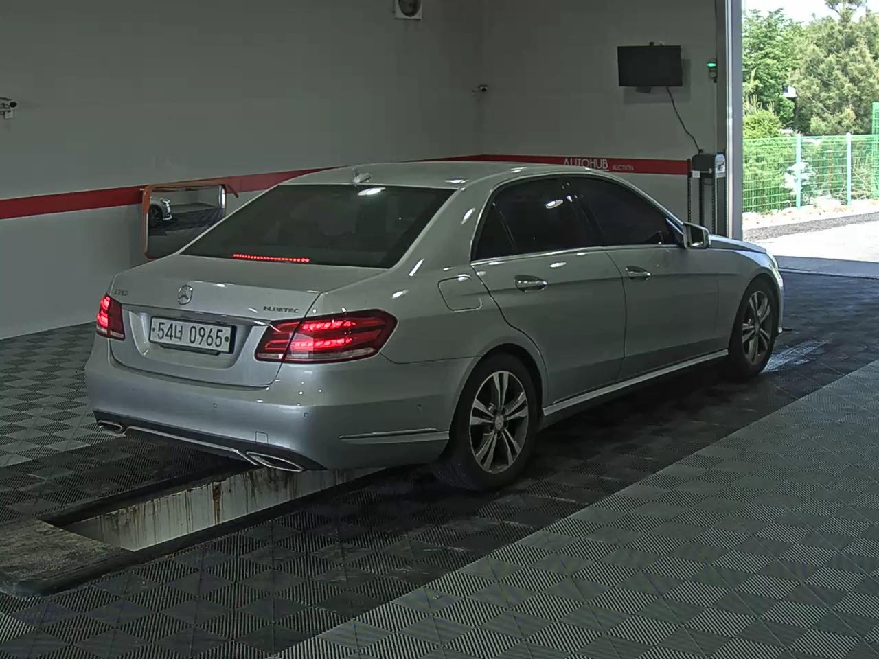 2016 - mercedes-benz e220