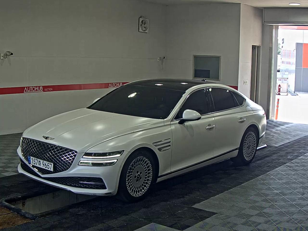 2022 - genesis g80