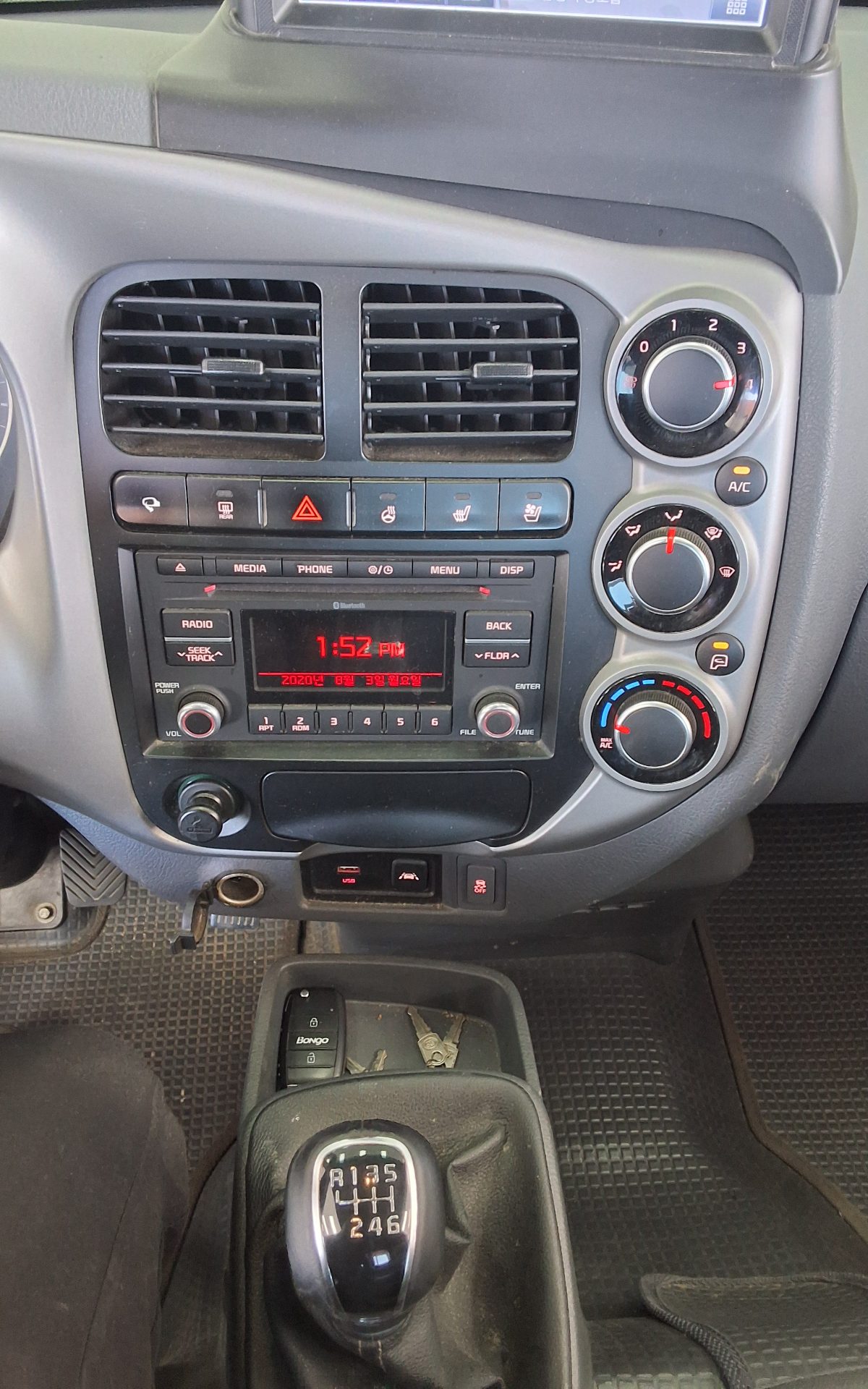 2022 - kia bongo