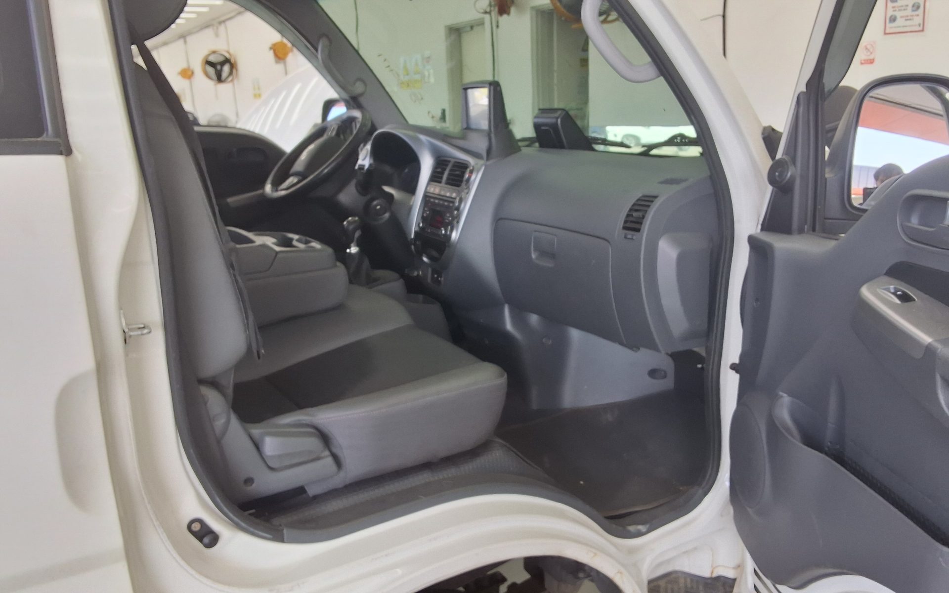 2022 - kia bongo
