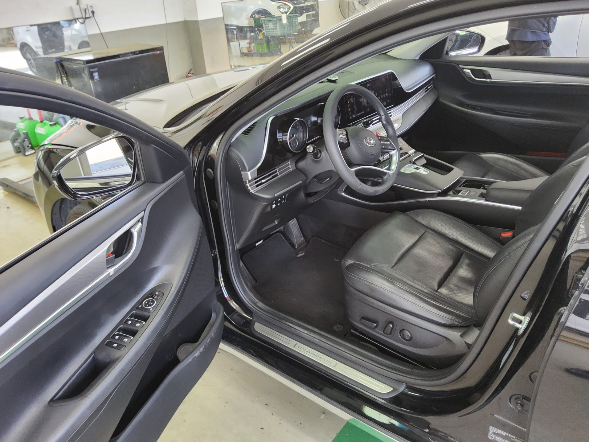 2021 - hyundai grandeur