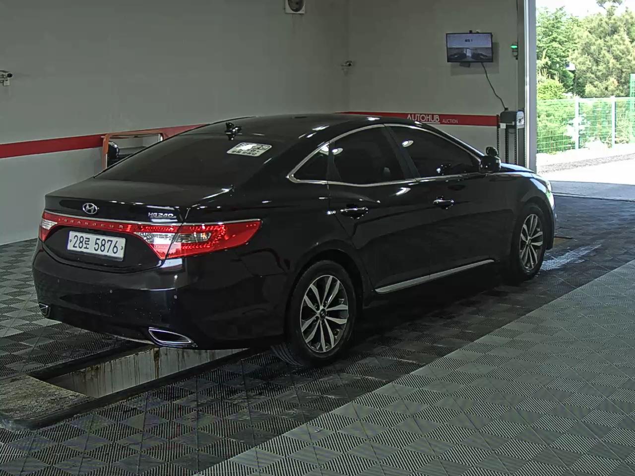 2012 - hyundai grandeur
