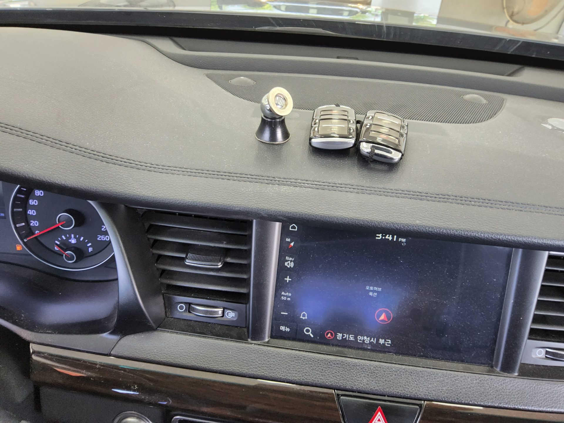 2019 - kia k7