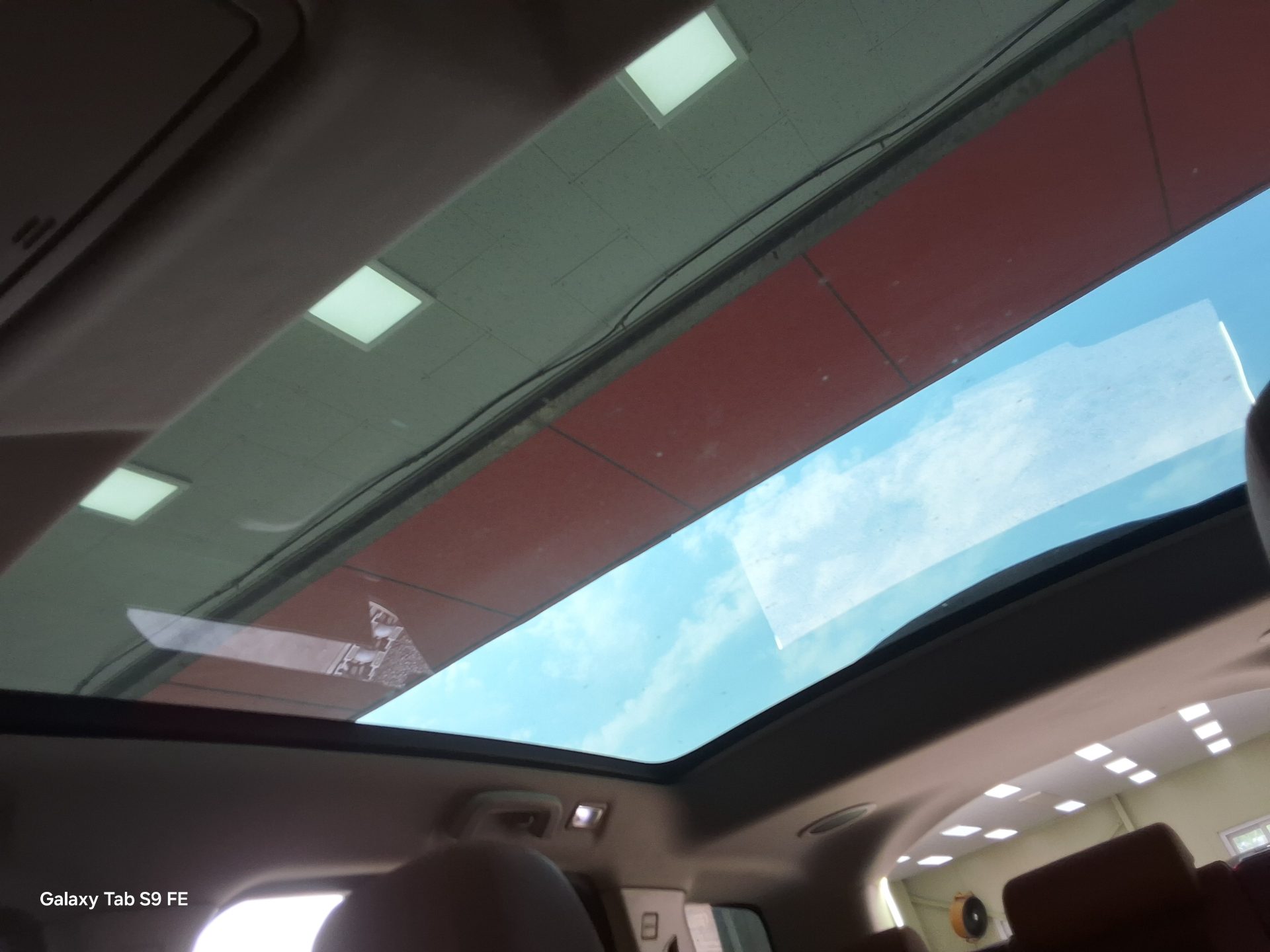 2015 - land rover discovery