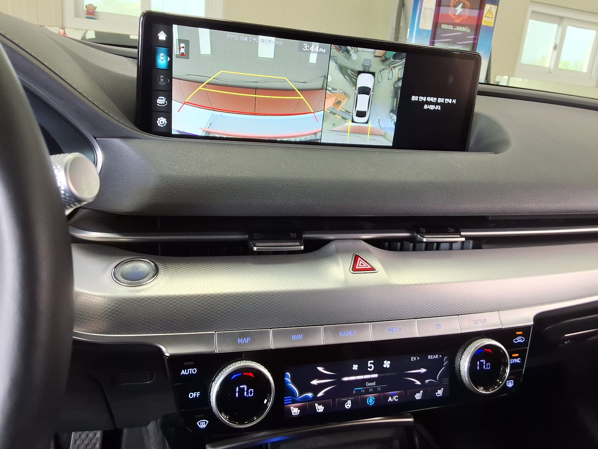 2022 - genesis eg80