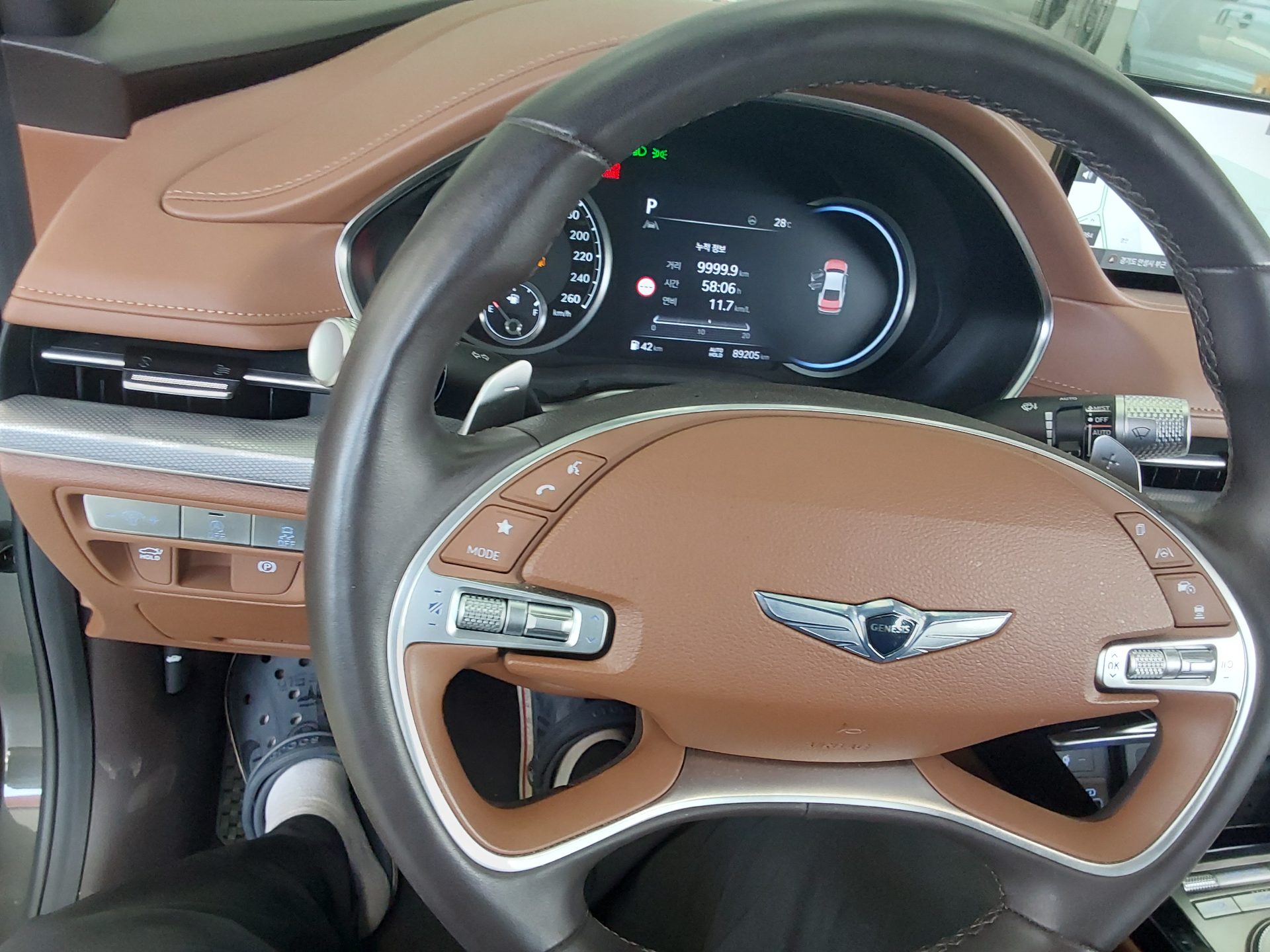 2022 - genesis g80