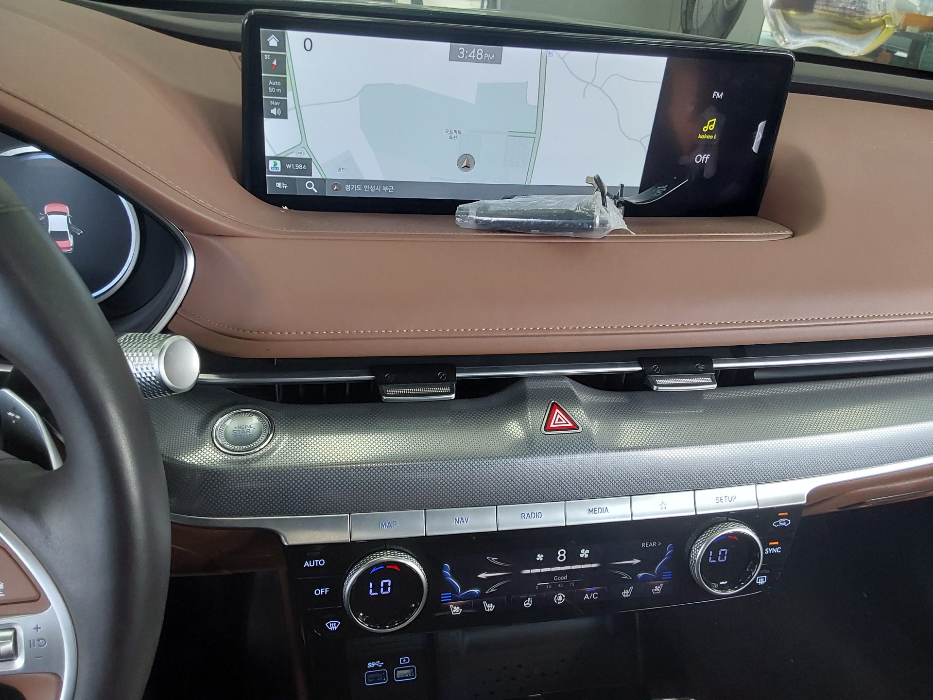 2022 - genesis g80
