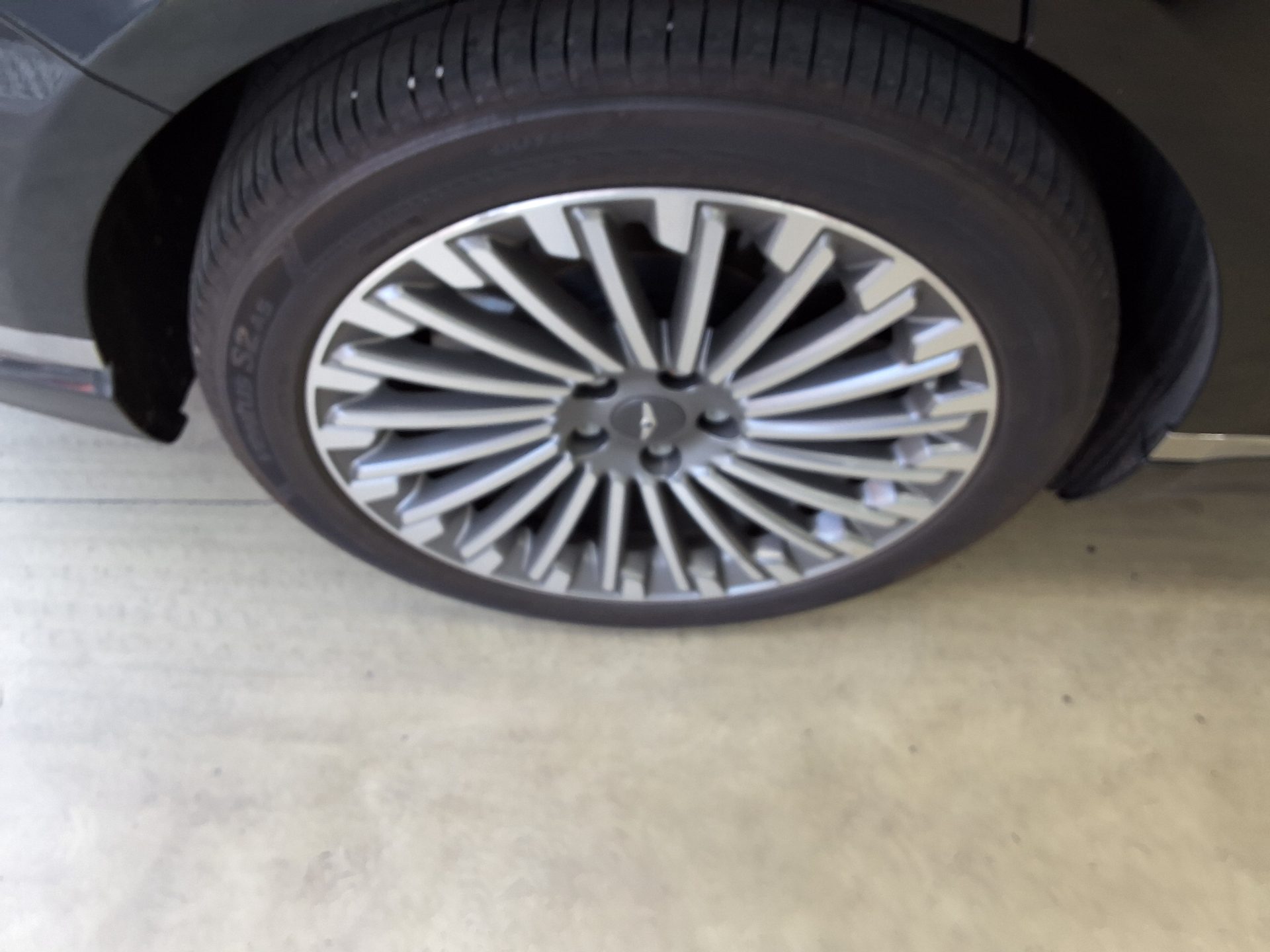 2022 - genesis eg80