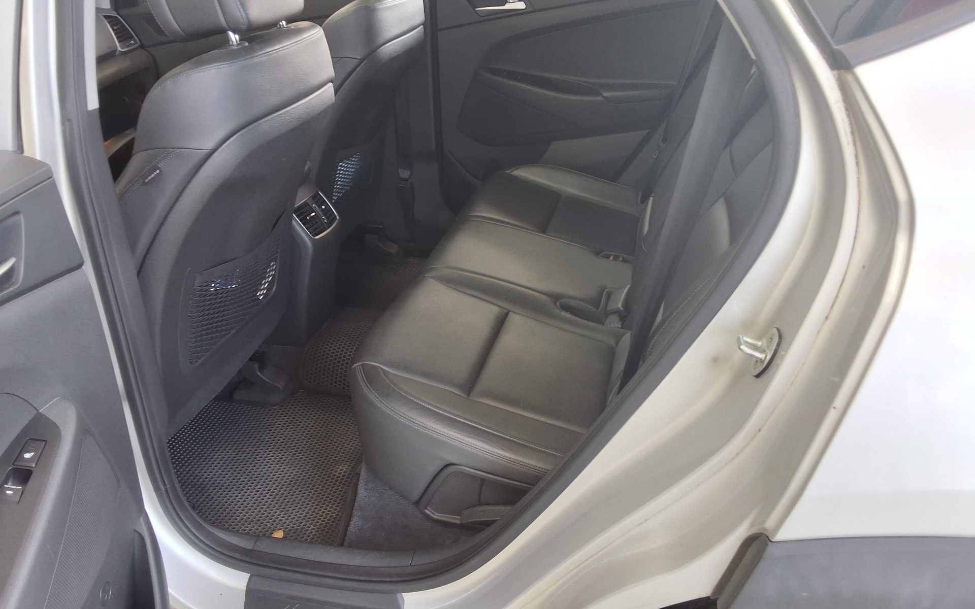 2016 - hyundai tucson