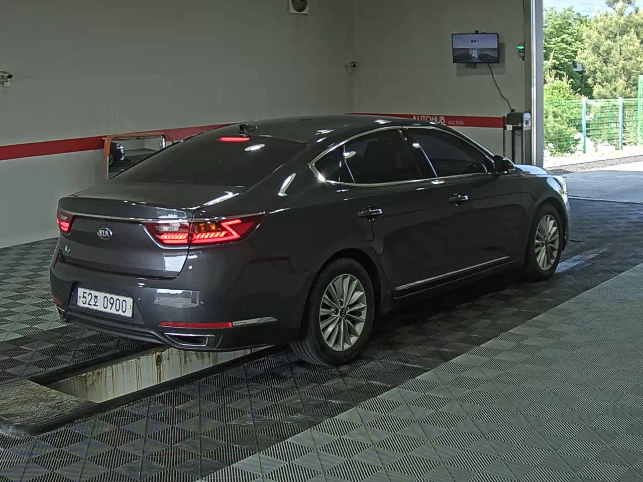 2019 - kia k7