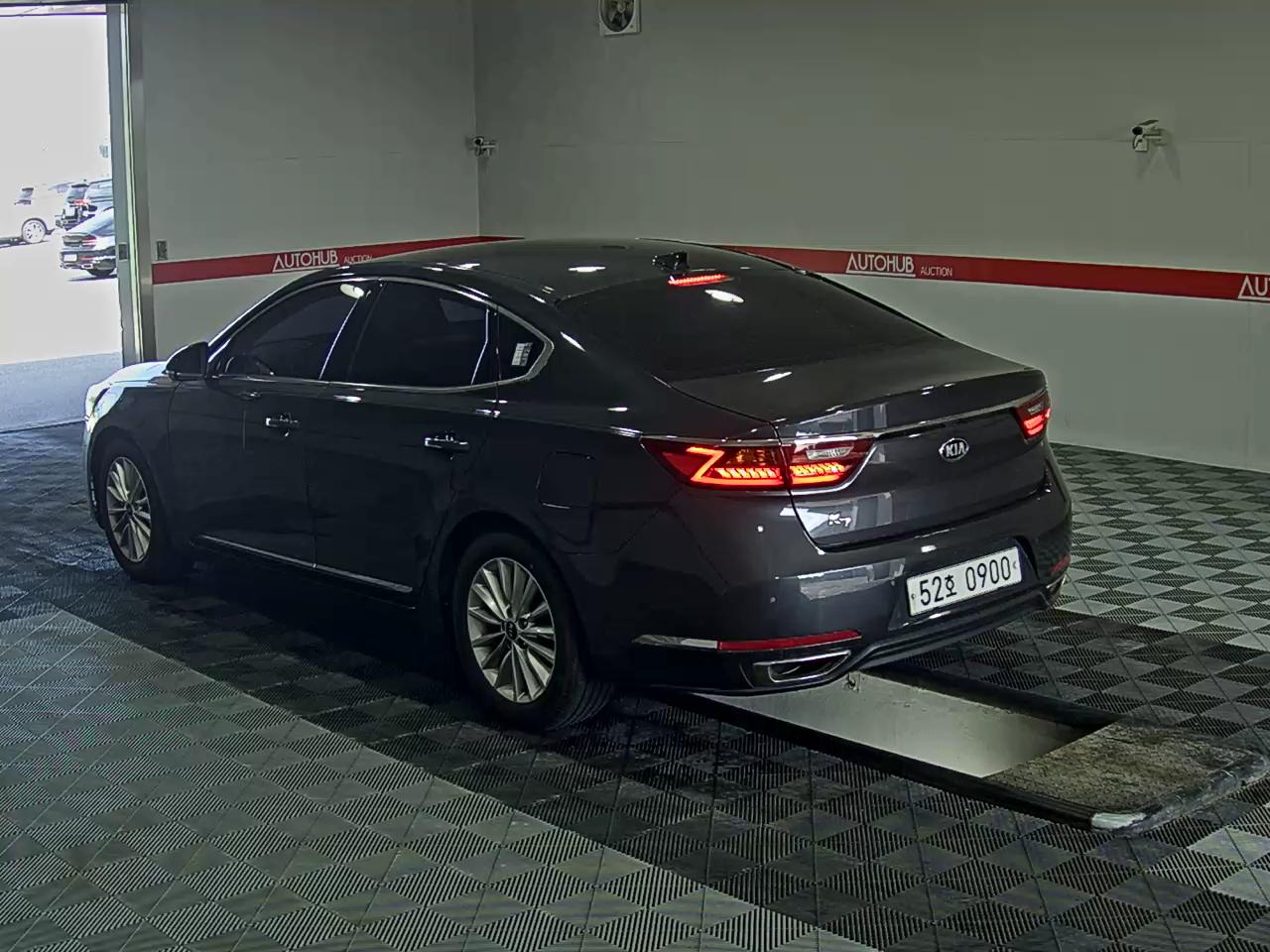 2019 - kia k7