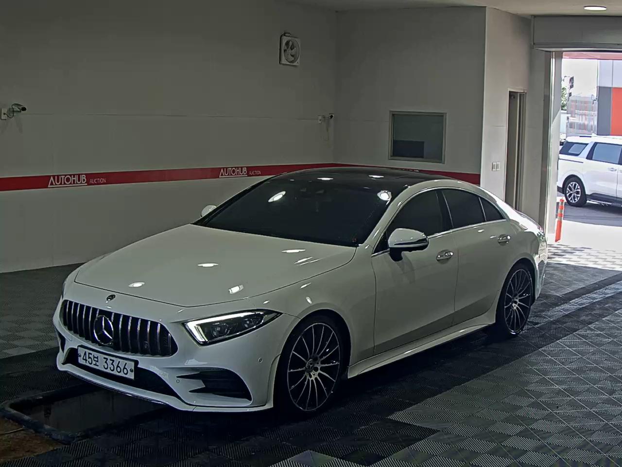 Mercedes-Benz CLS-Class