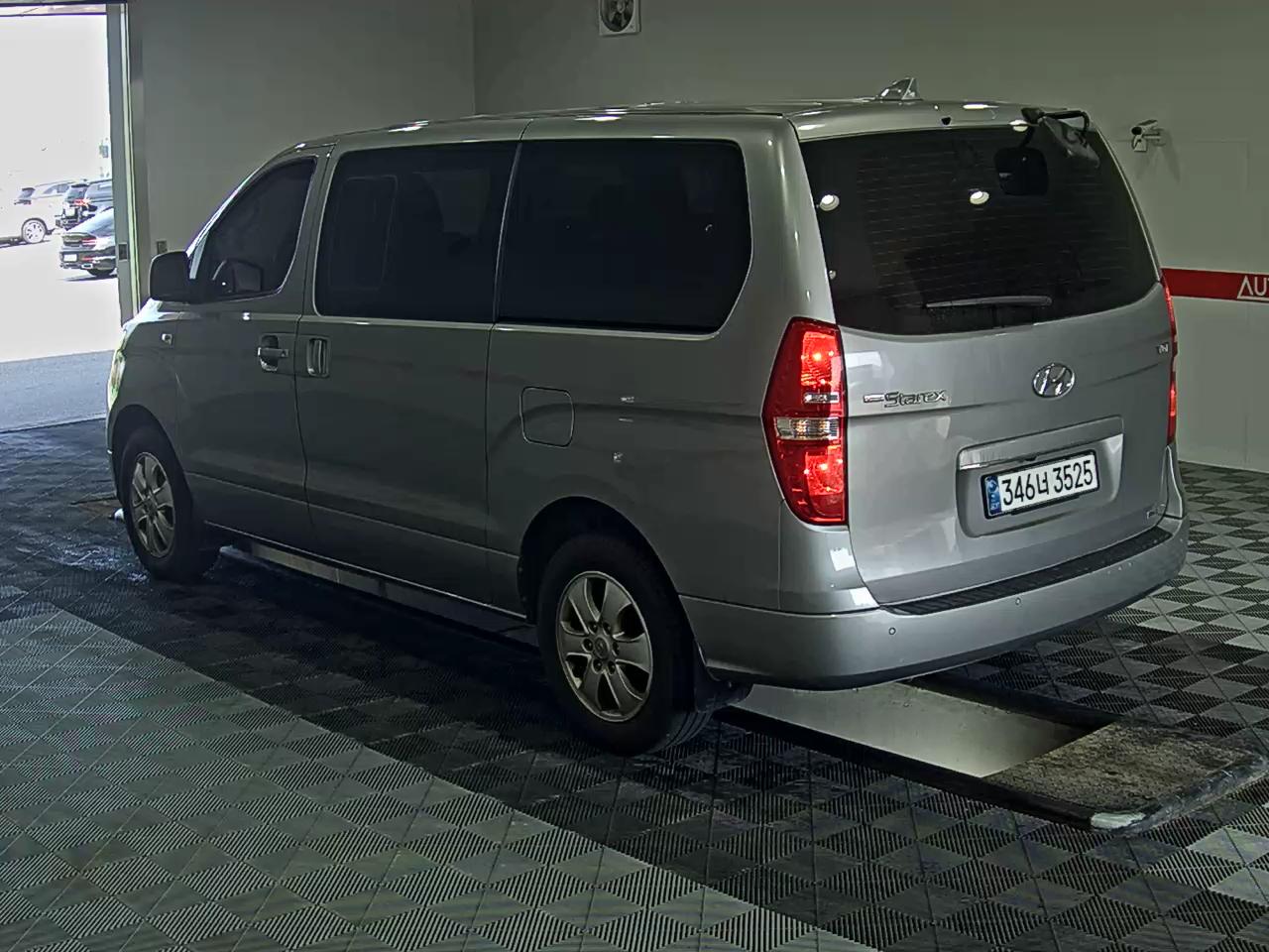 2021 - hyundai grand starex