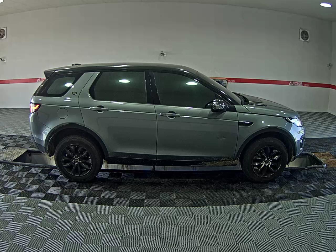 2015 - land rover discovery
