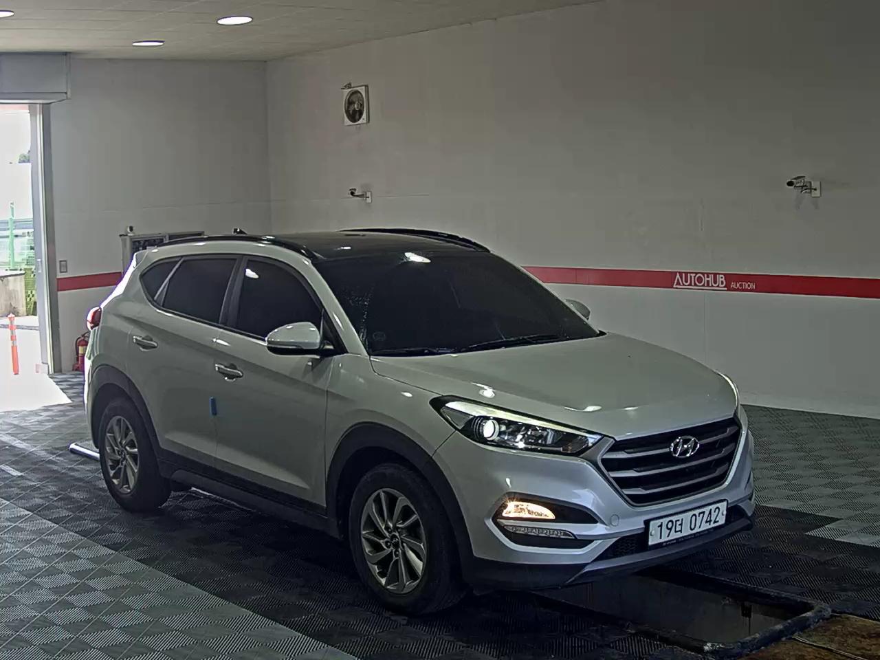 2016 - hyundai tucson
