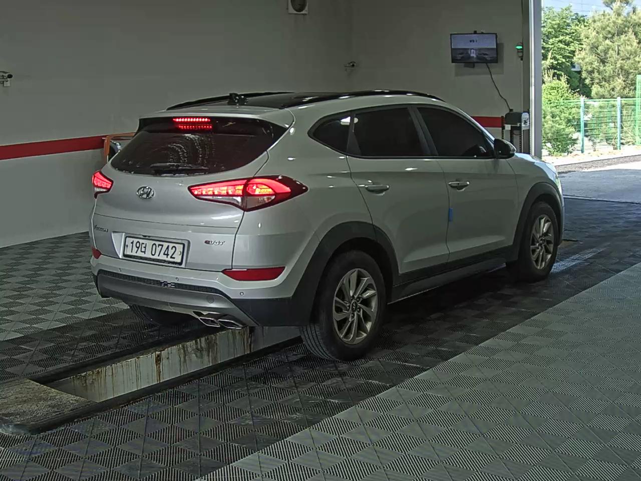 2016 - hyundai tucson