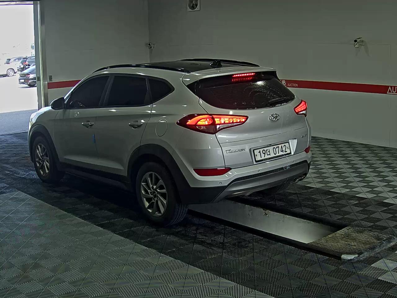 2016 - hyundai tucson