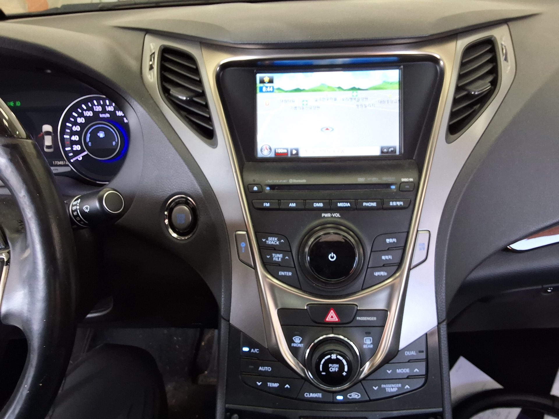 2013 - hyundai grandeur