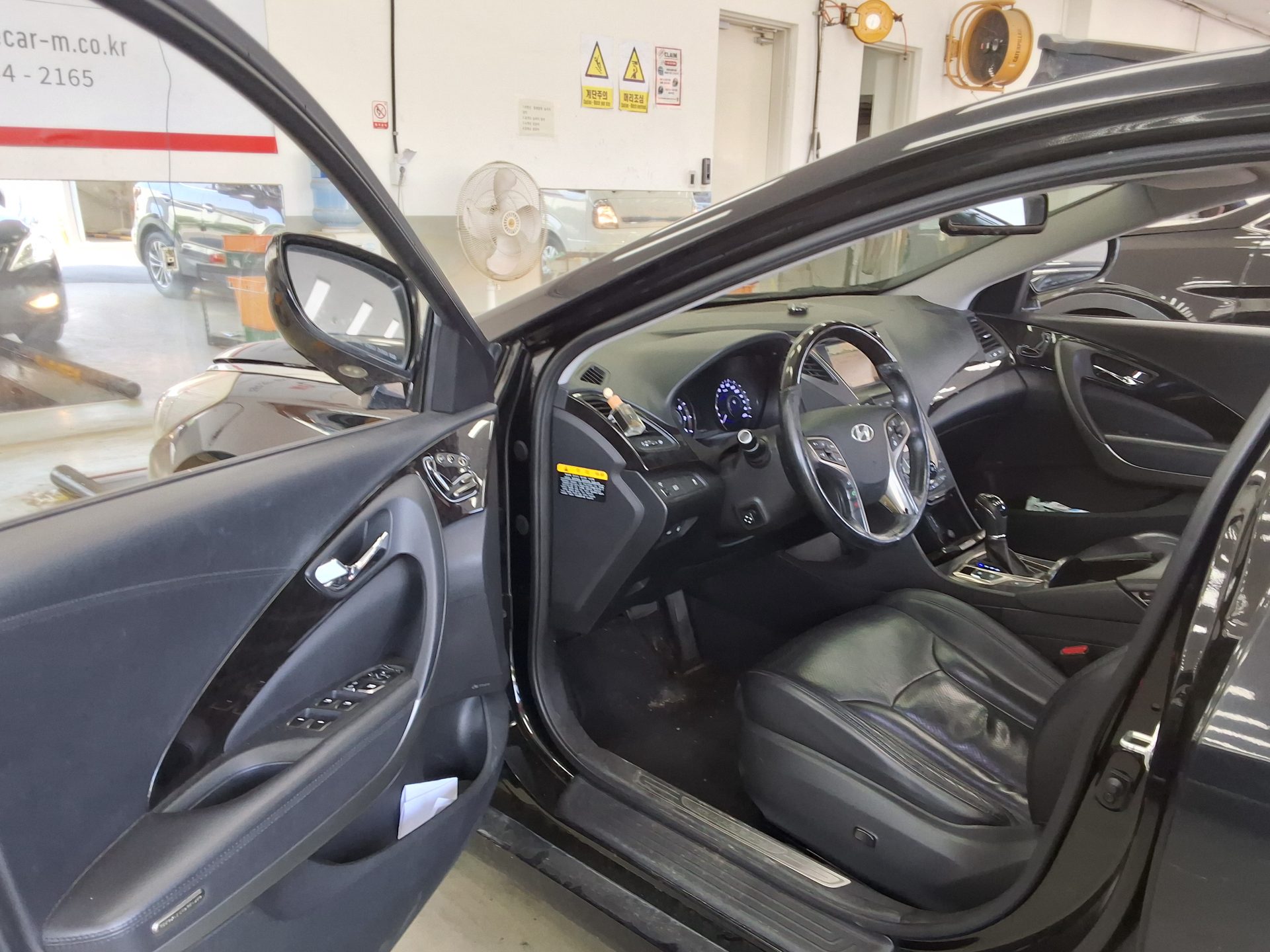 2013 - hyundai grandeur