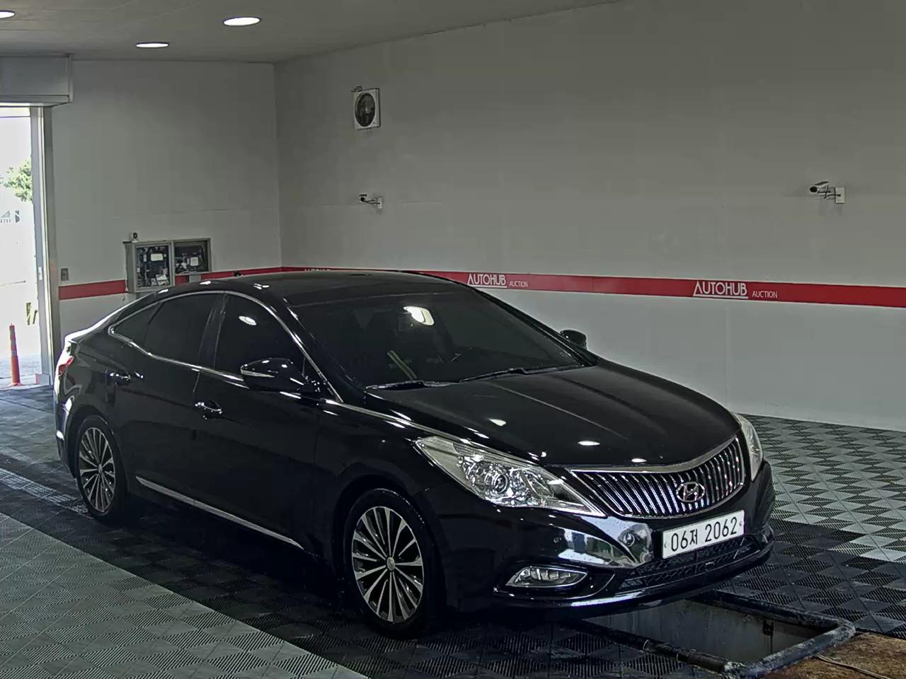 2013 - hyundai grandeur