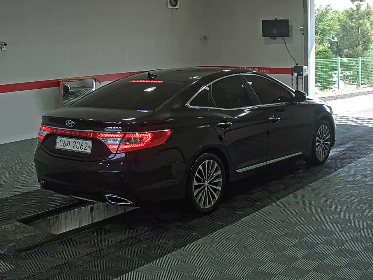 2013 - hyundai grandeur