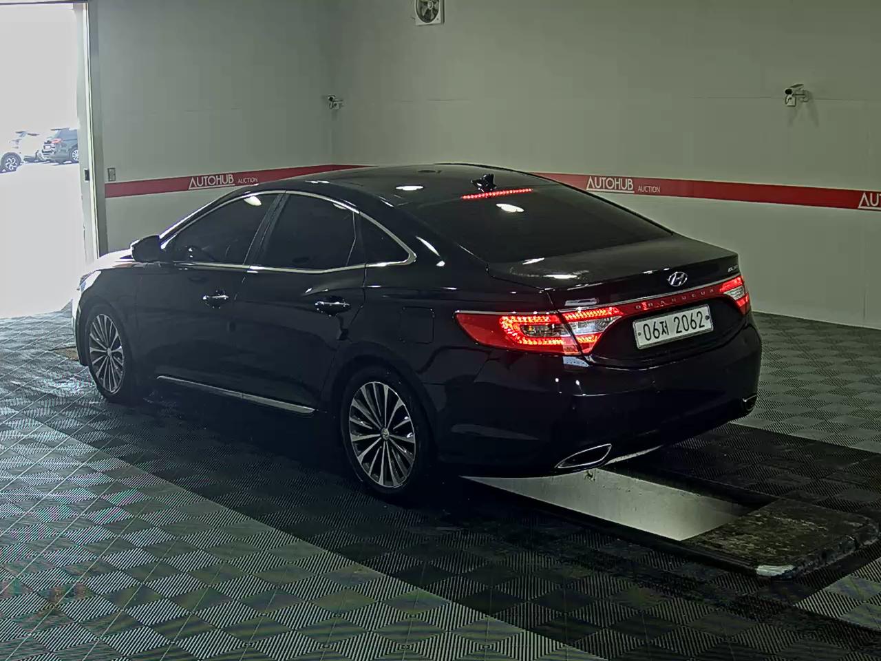 2013 - hyundai grandeur