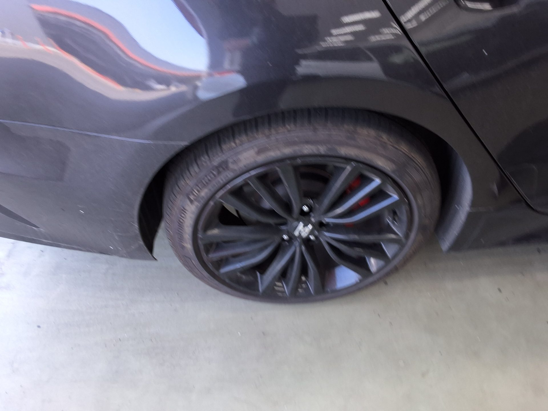 2019 - kia stinger