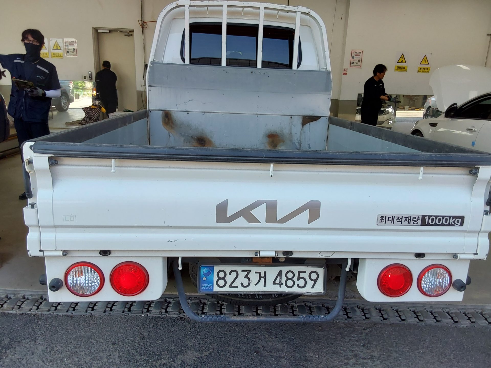 2023 - kia bongo