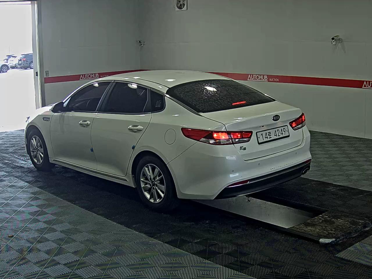 2016 - kia k5