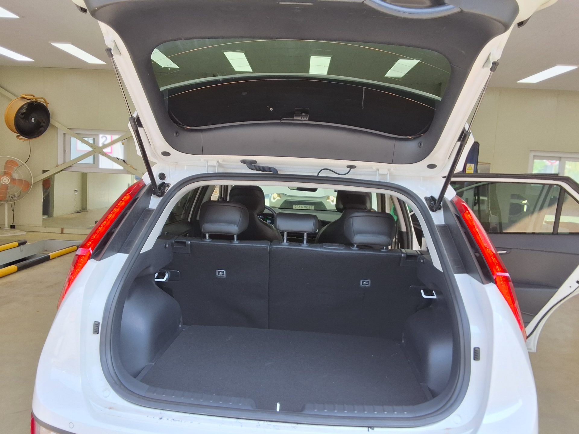 2025 - kia niro