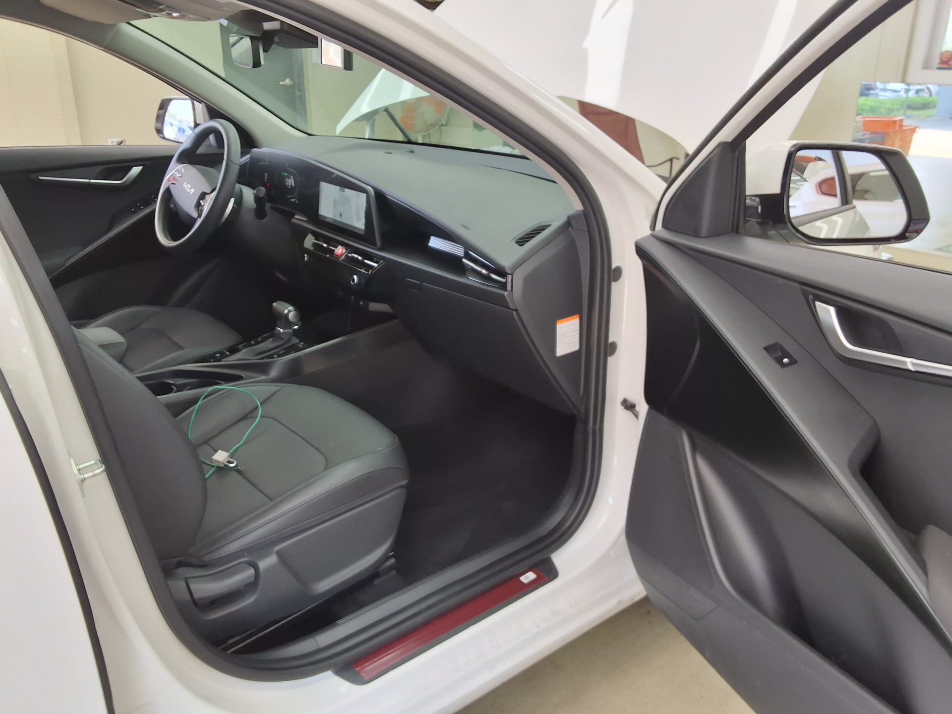 2025 - kia niro