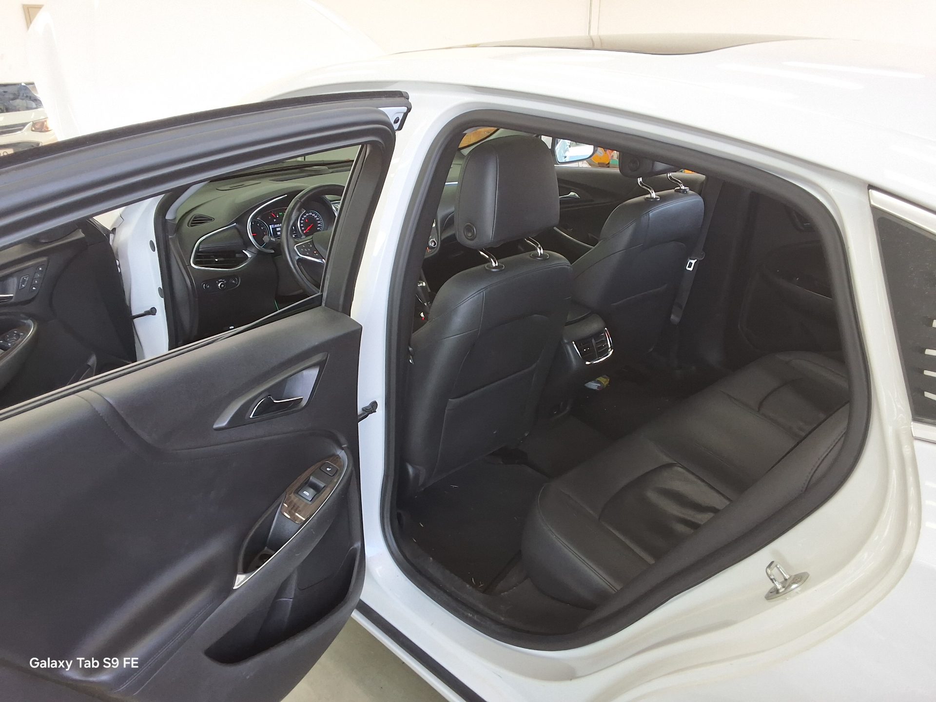 2017 - chevrolet malibu
