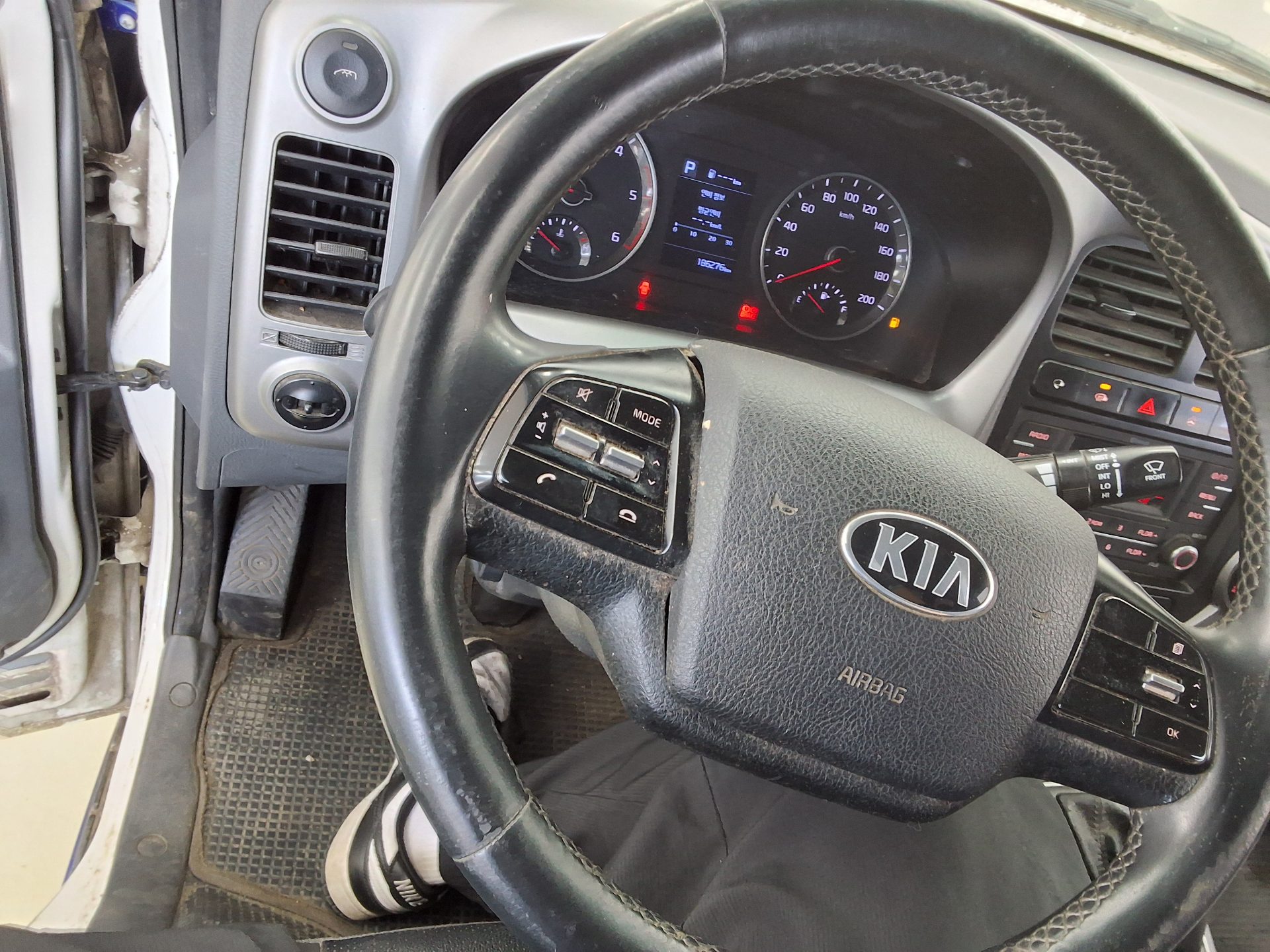 2020 - kia bongo