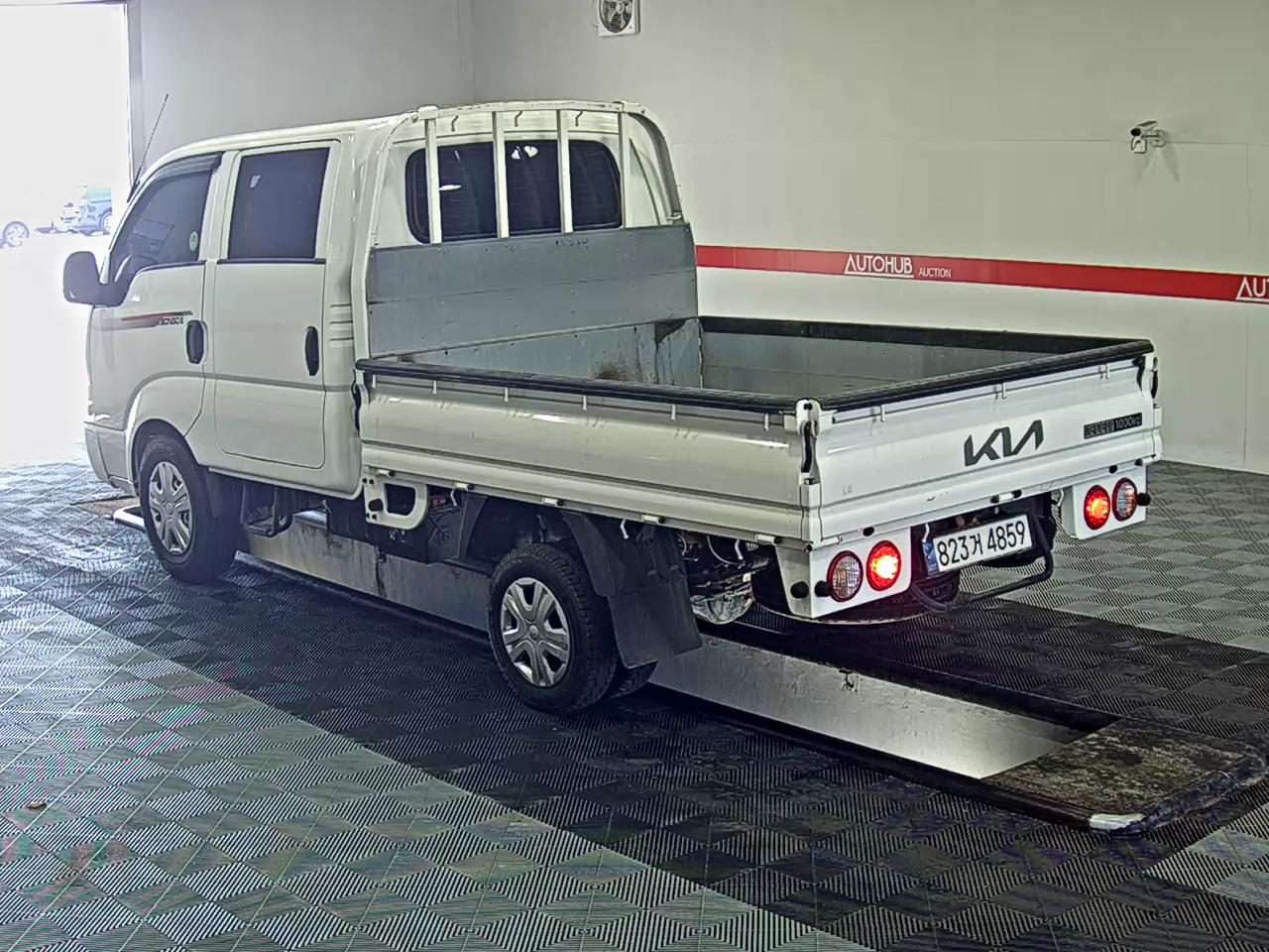 2023 - kia bongo