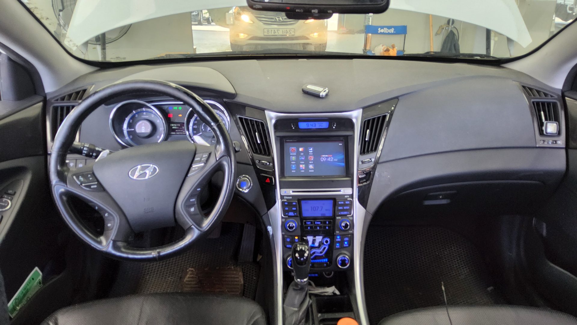 2012 - hyundai sonata