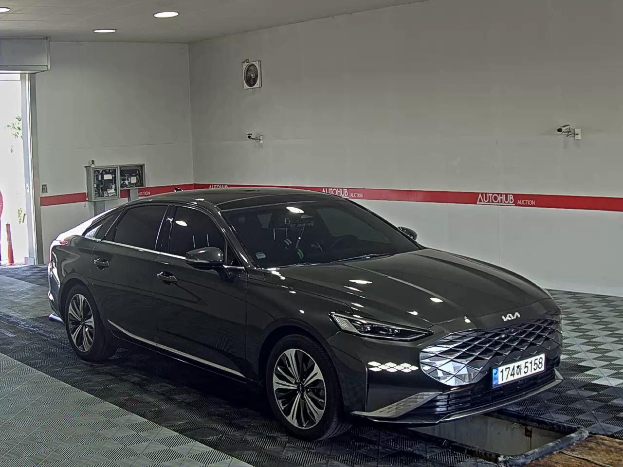 2023 - kia k8