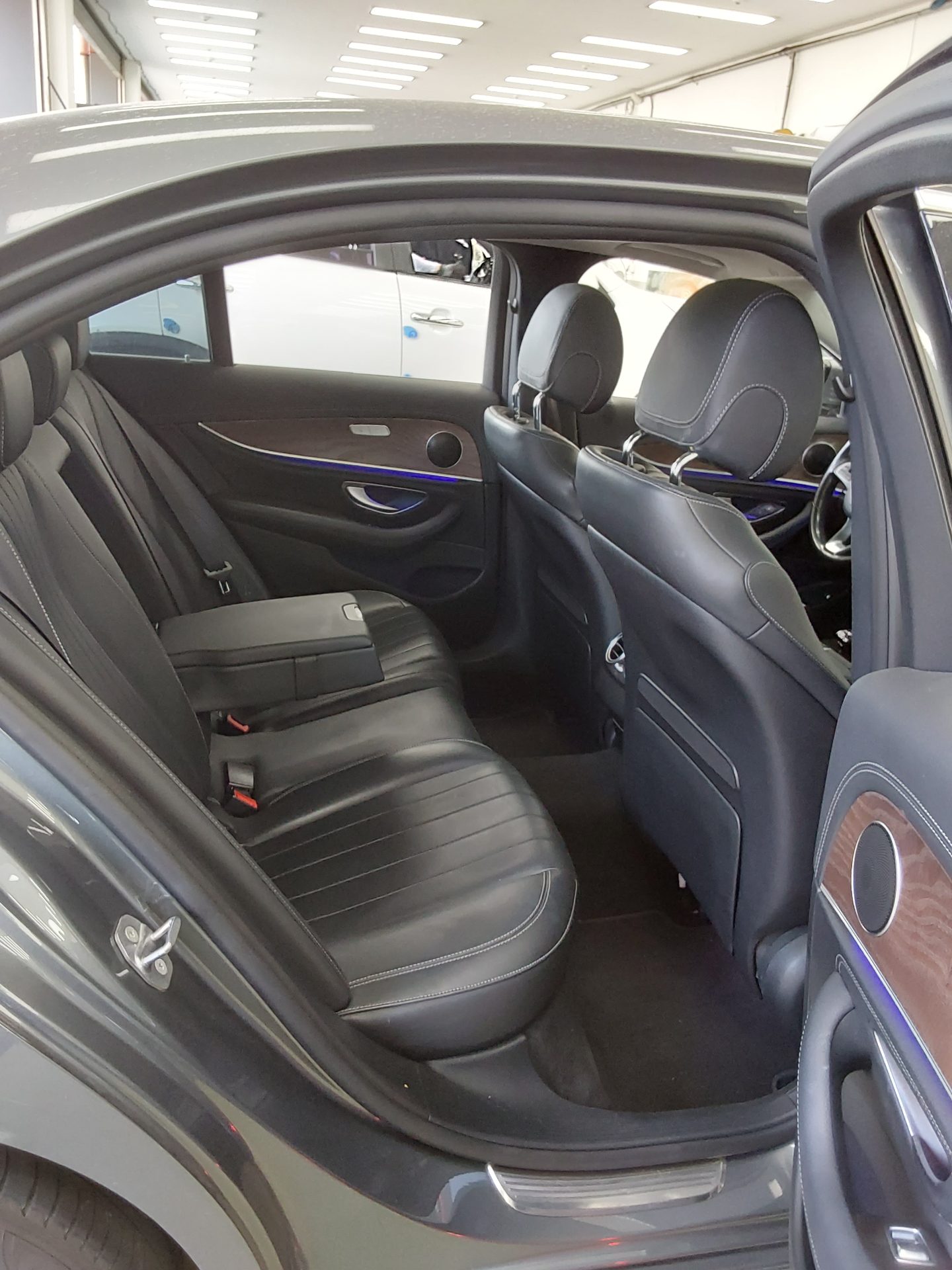 2017 - mercedes-benz e300
