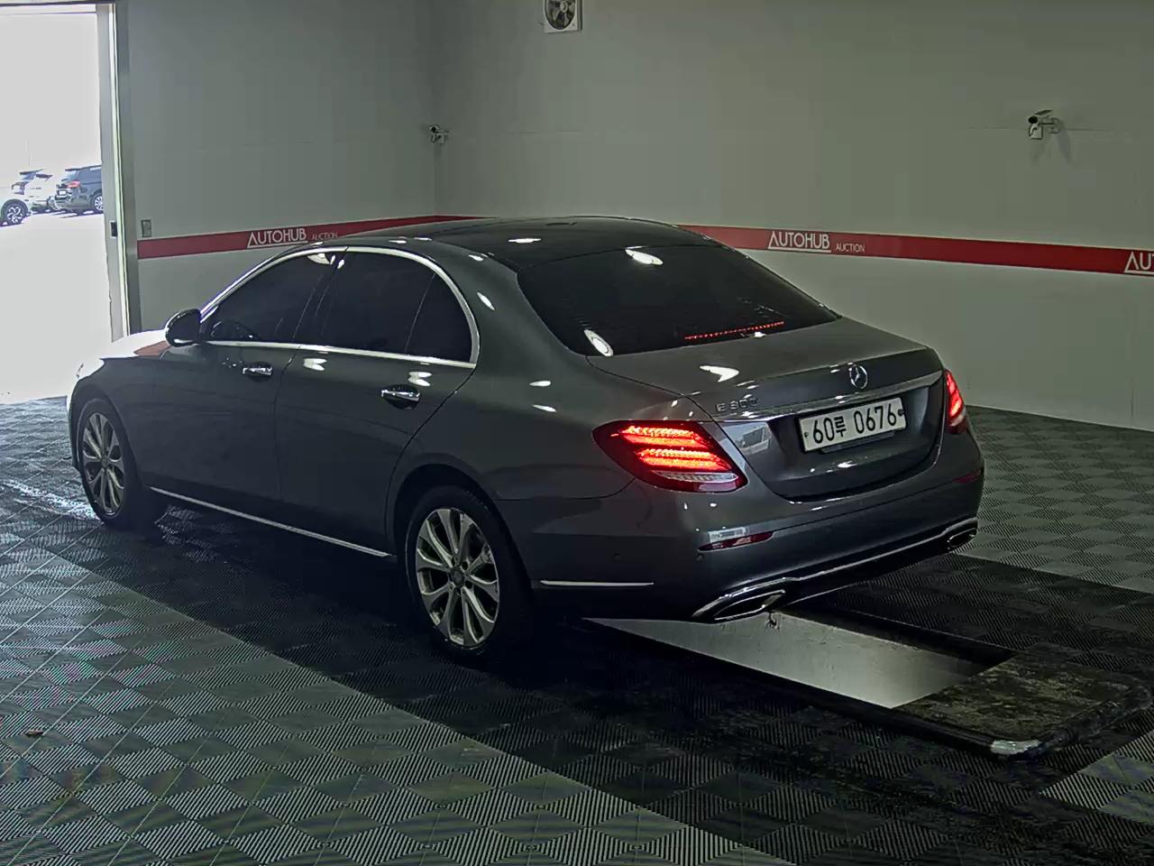2017 - mercedes-benz e300
