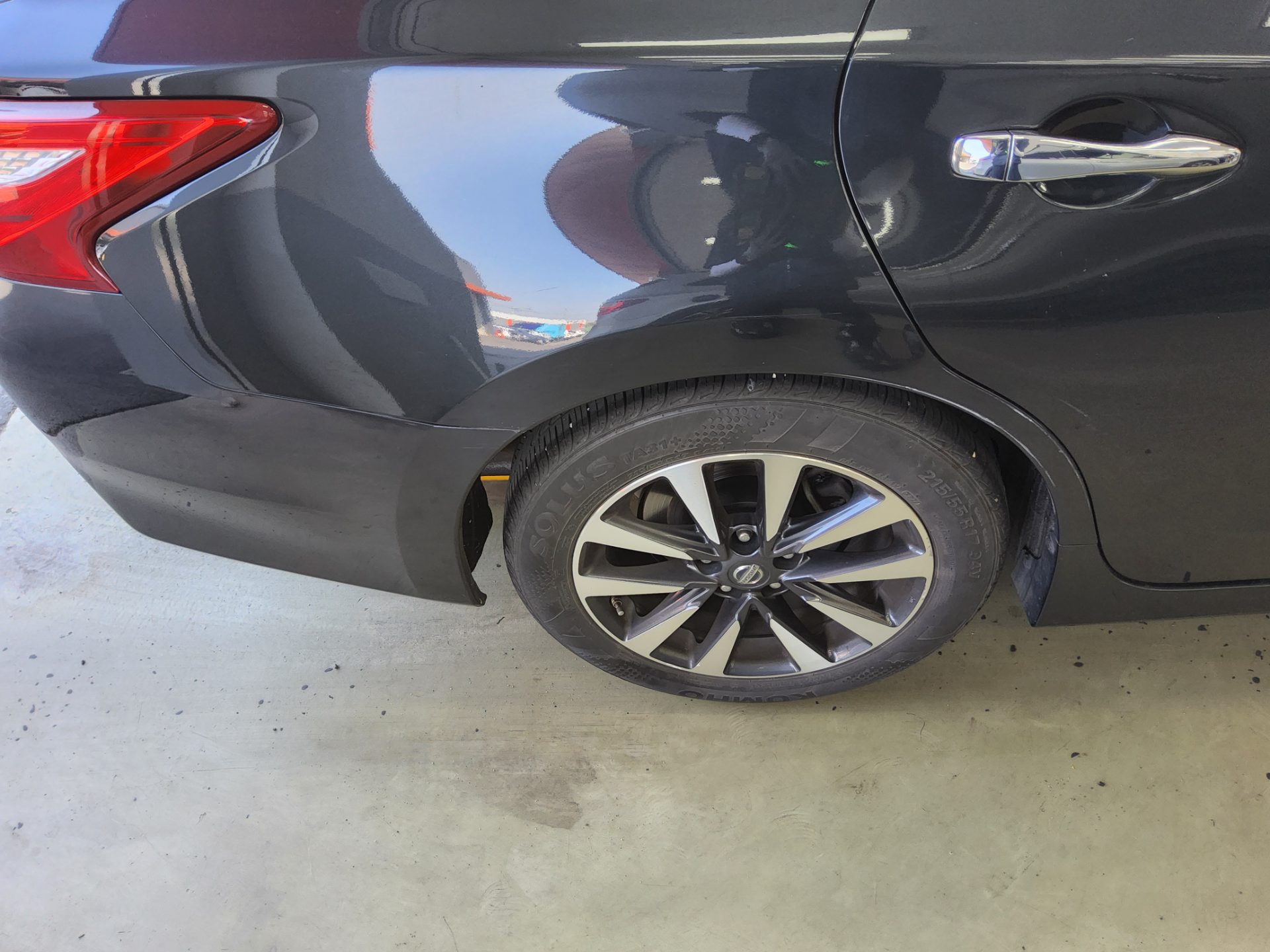 2017 - nissan altima
