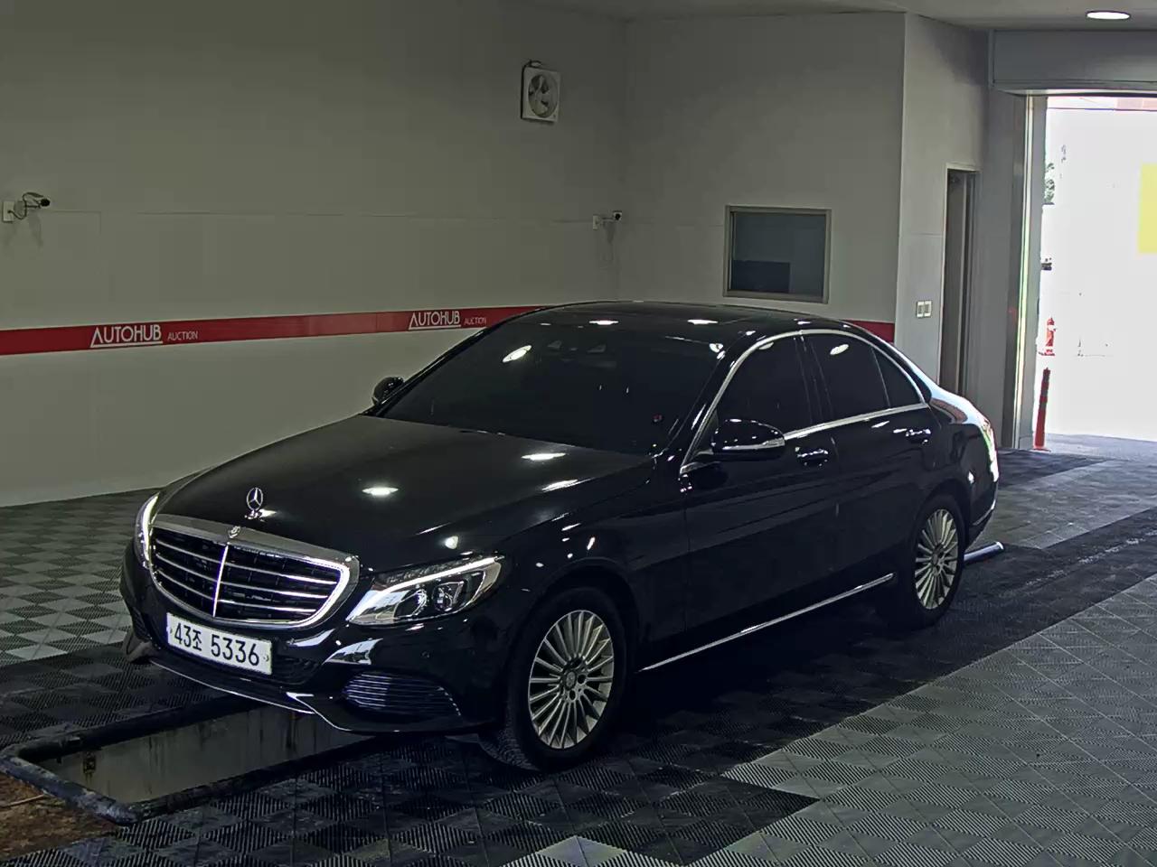 MERCEDES-BENZ C-CLASS (4TH GEN) C220 CDI BLUETEC