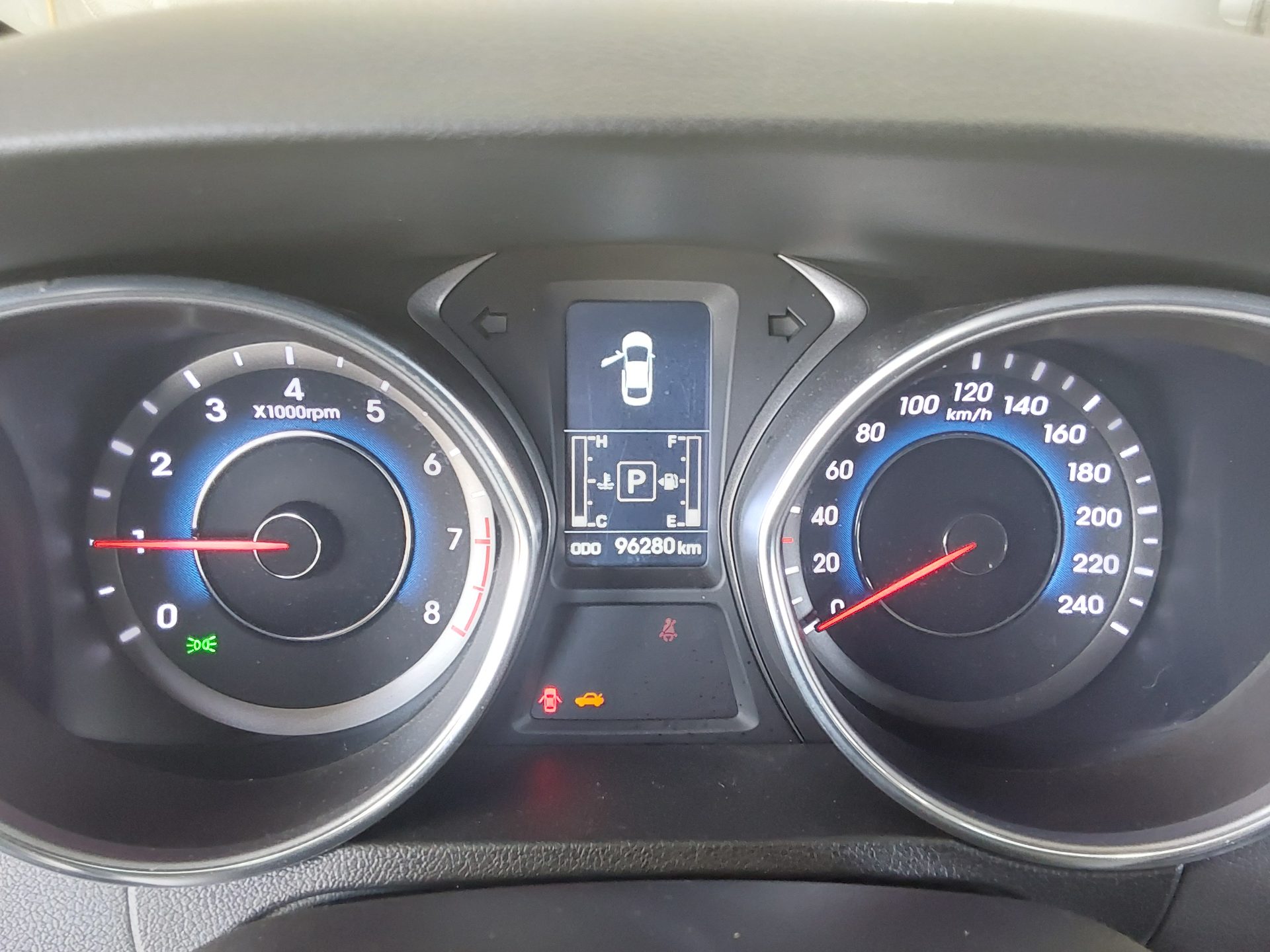 2015 - hyundai avante