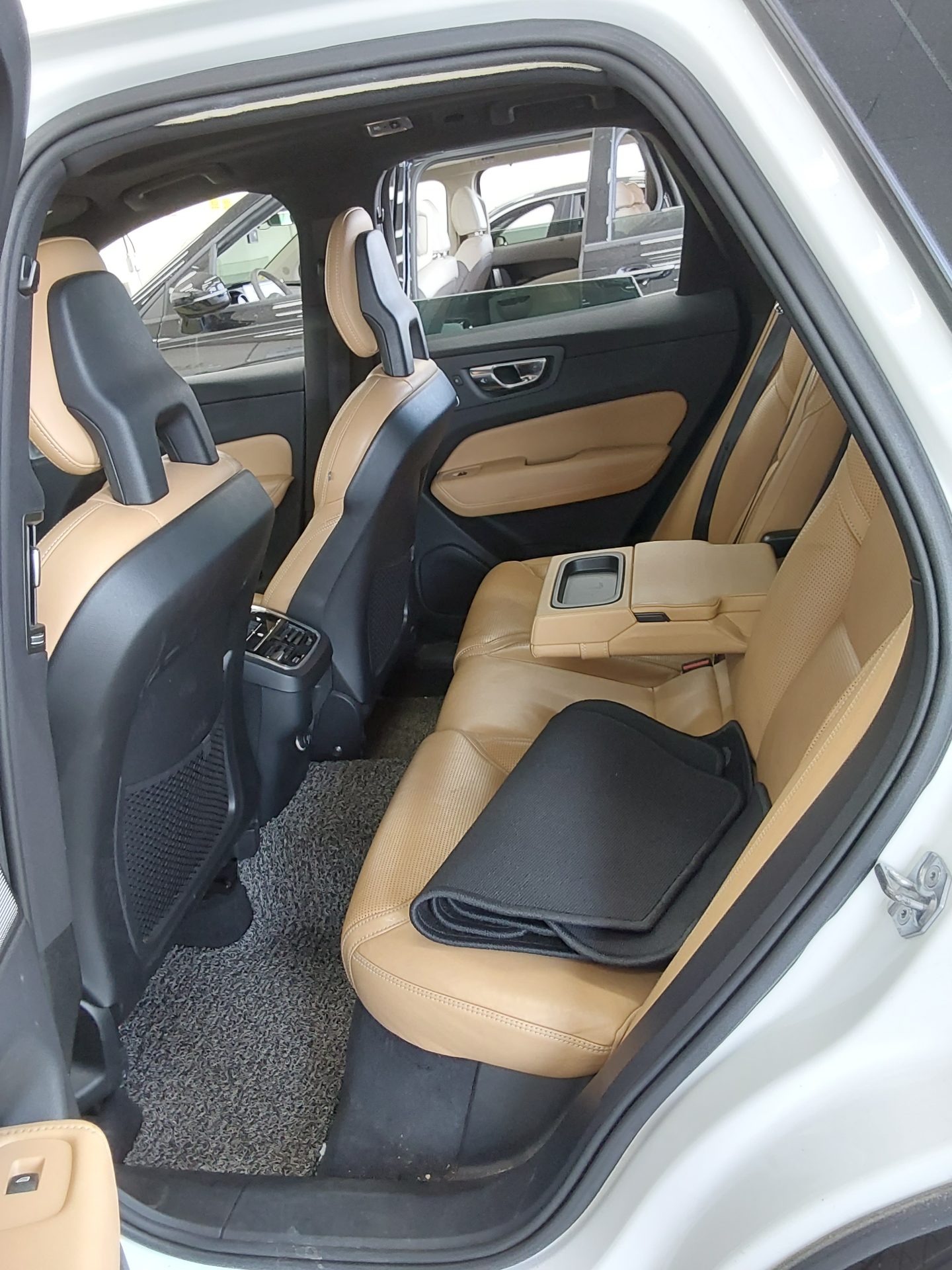 2018 - volvo xc60