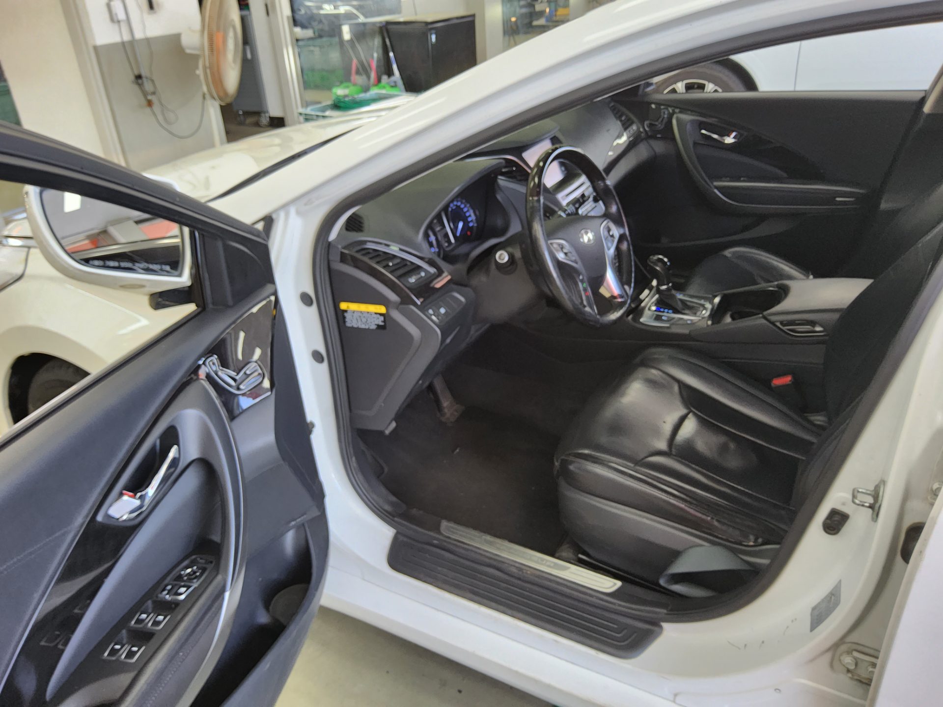 2017 - hyundai grandeur