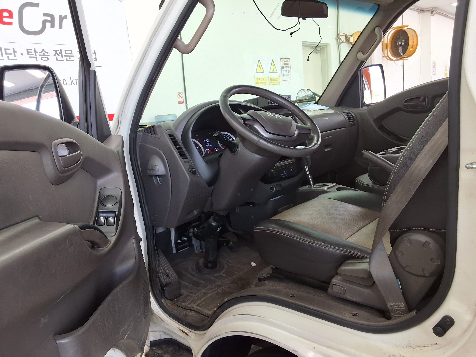 2017 - hyundai porter