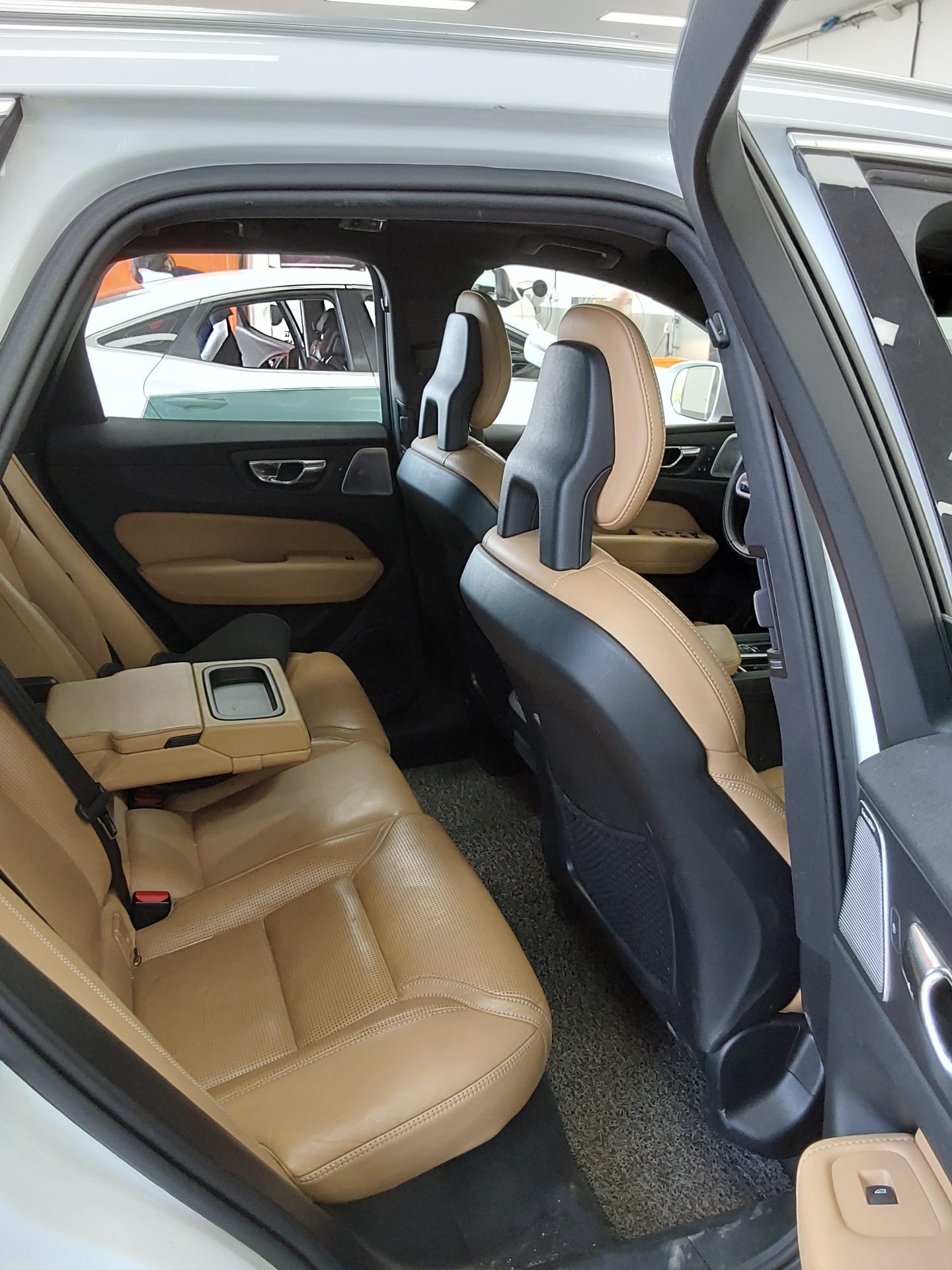 2018 - volvo xc60