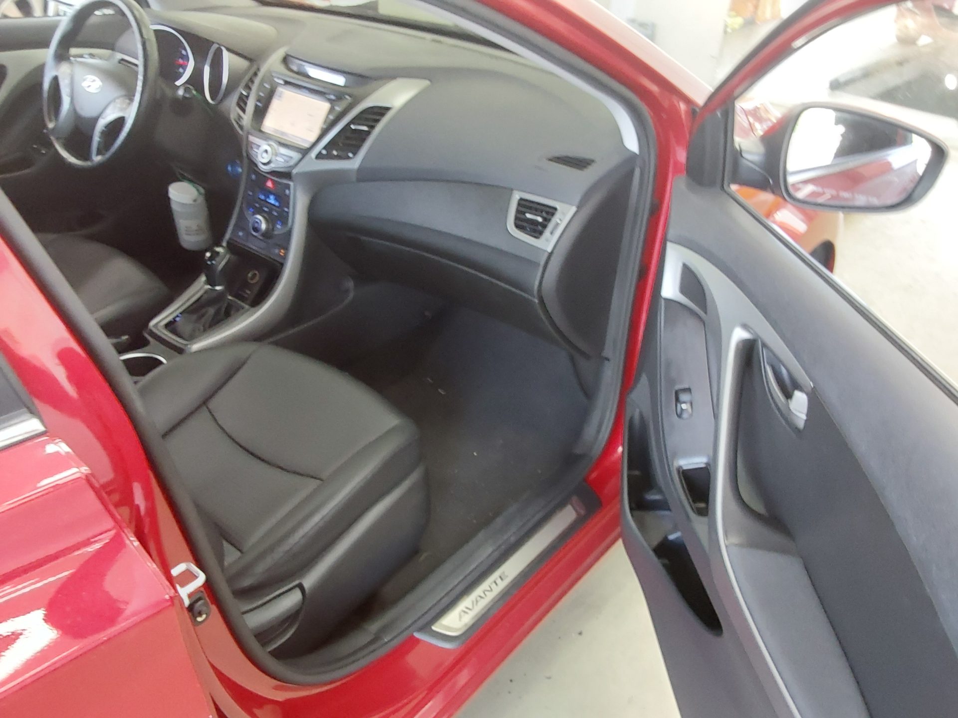 2015 - hyundai avante