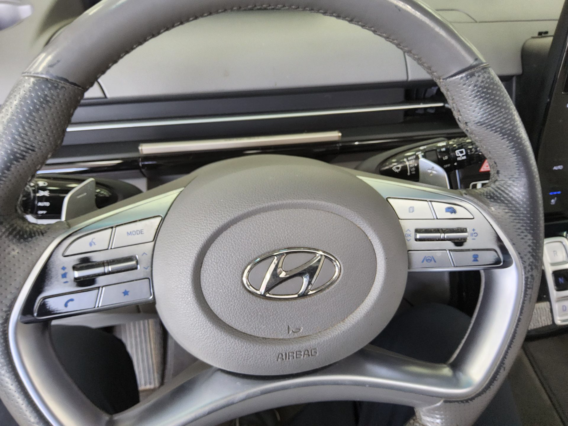 2022 - hyundai staria