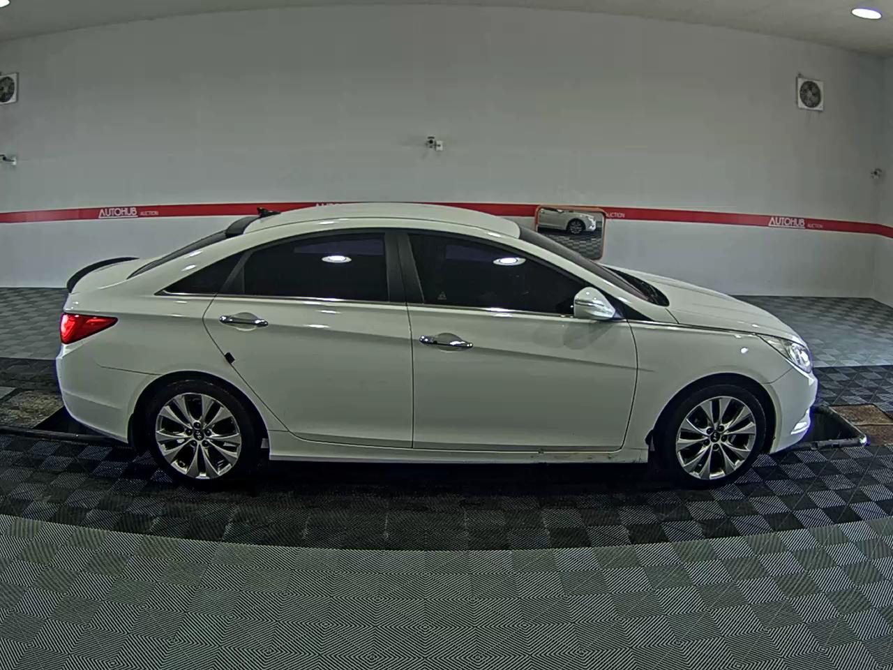 2012 - hyundai sonata